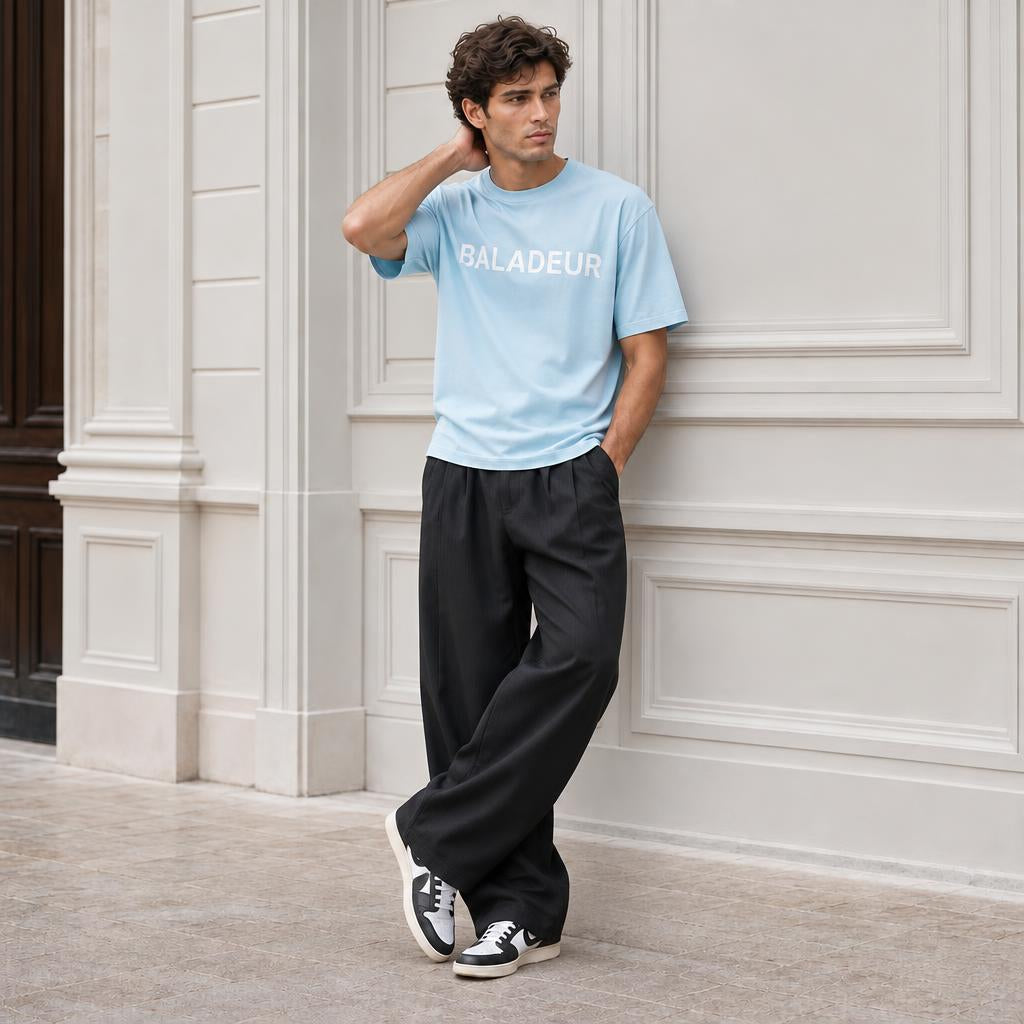 Baladeur Signature T‑Shirt – Light Blue Minimalist Logo Tee